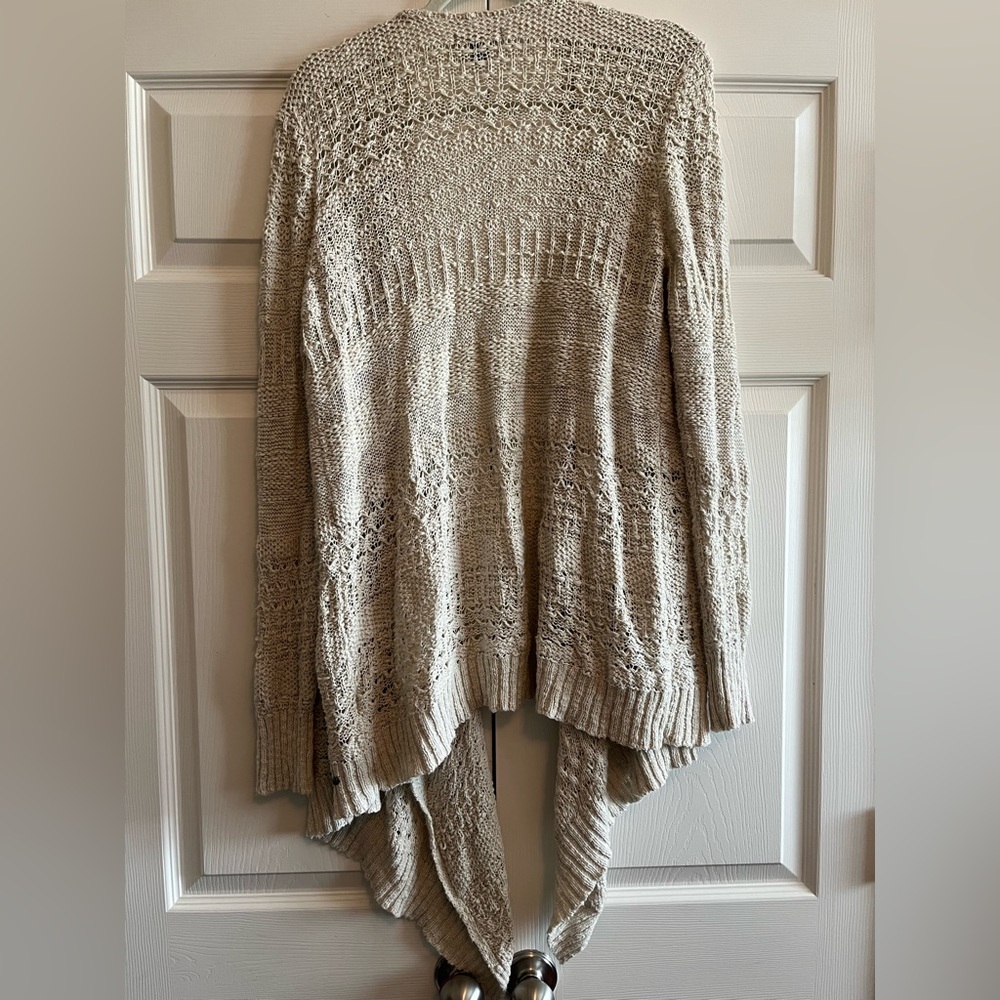 ✨SALE✨ American Eagle Cream Waterfall Sweater - Picture 4 of 4